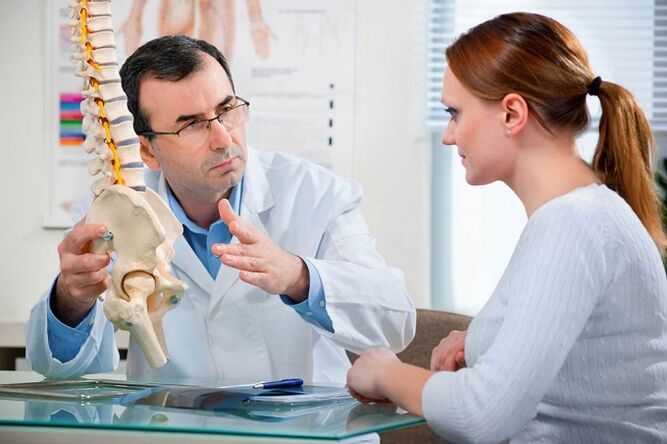 Apelar a un especialista para el tratamiento de la osteocondrosis lumbar